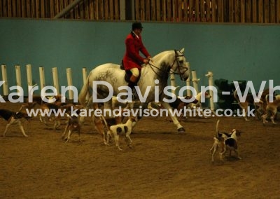 IMG_3940Ben Hood riding Our Cashel Blue with the Dunston Harriers karendavisonwhite