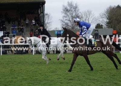 IMG_9997Becki Baldwin and Charlie Poste Flynnvincible 3rd maiden hrdle