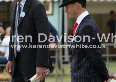 IMG_0782Harrier Judges Frank Houghton Brown Andrew Sallis MFH Kimblewick