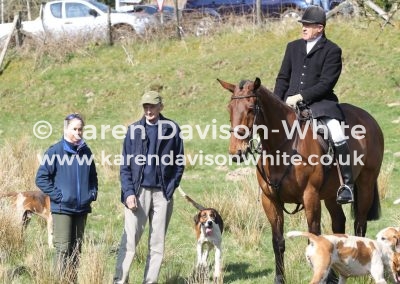 IMG_3683Kelly Phillips Quorn long serving Groom with dad Fran long serving Quorn Terrierman Countryman