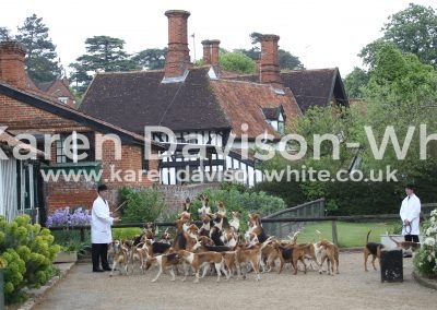 IMG_6939Easton Harriers karendavisonwhite