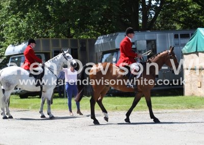 IMG_7189East Essex wh-in Padharic Moynihan and Joe Tesseyman E&Sfhounds karendavisonwhite