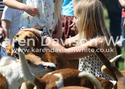 IMG_7281greeting the little people kdwimage